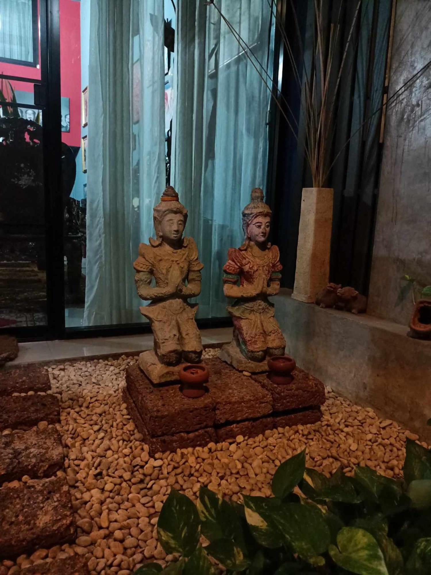 Chez Pom Hotell Chiang Mai Exteriör bild