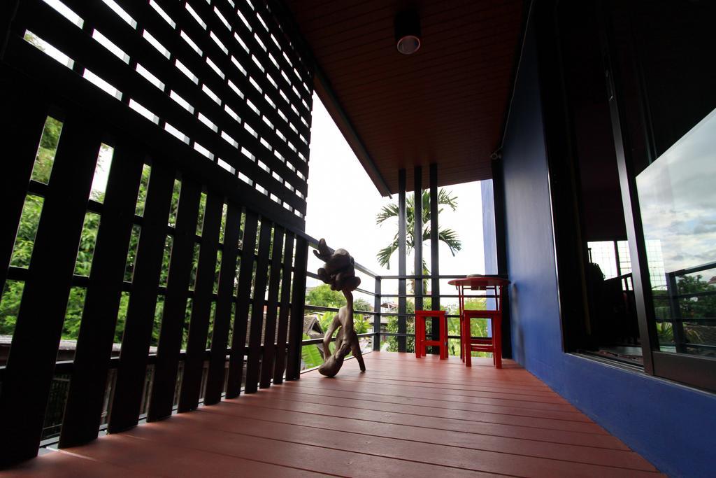 Chez Pom Hotell Chiang Mai Exteriör bild