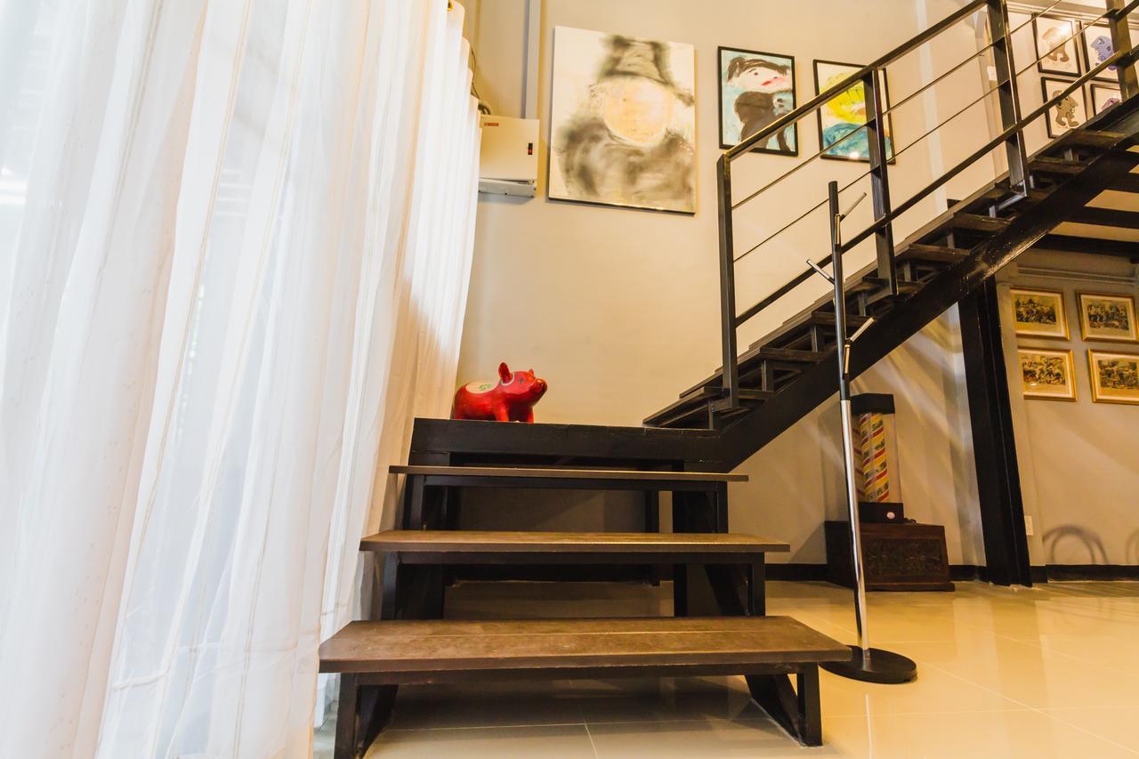 Chez Pom Hotell Chiang Mai Exteriör bild