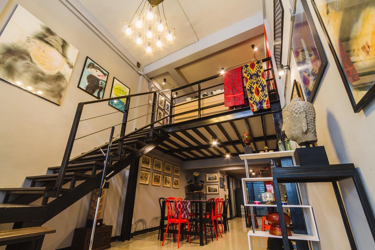 Chez Pom Hotell Chiang Mai Exteriör bild