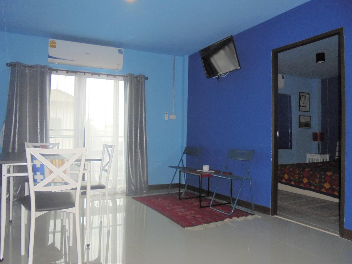 Chez Pom Hotell Chiang Mai Exteriör bild